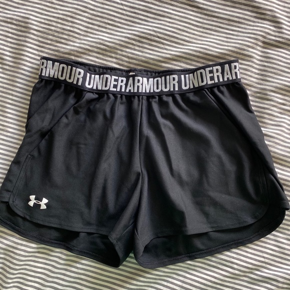 Under Armour Pants - Under Armour Black Running Shorts